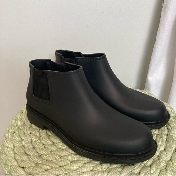 Melissa Skin Matte Black Recycled PVC Chelsea Ankle Rain Boots  NWOT - Picture 4 of 9